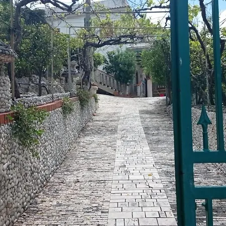 Casa Dei Limoni